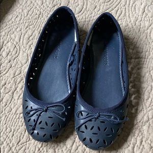 J Crew girls navy leather eyelet flats